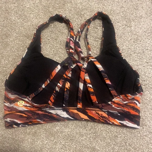 Lululemon bra - Picture 3 of 4